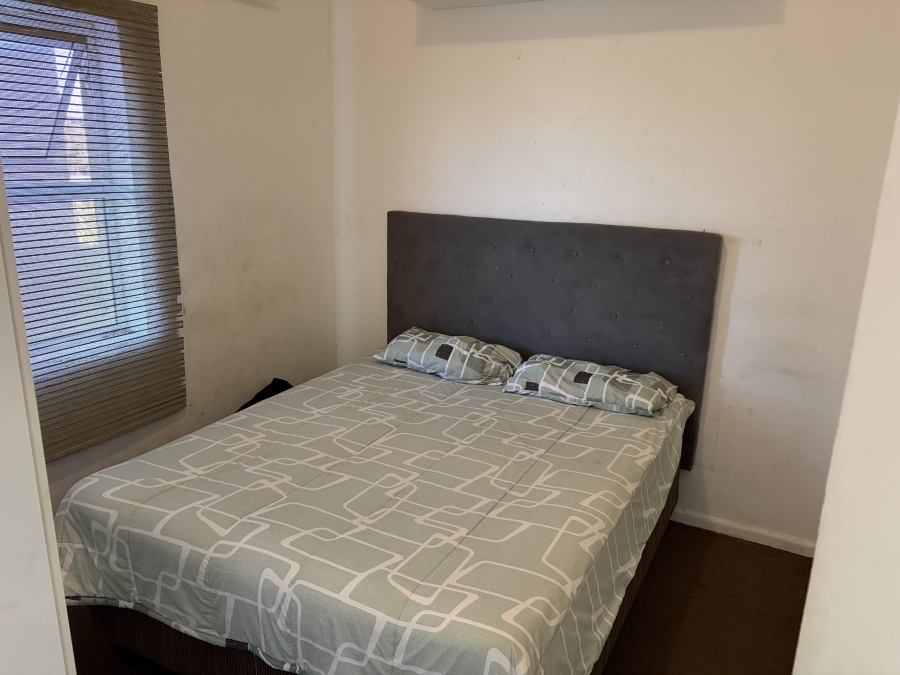 To Let 2 Bedroom Property for Rent in Buh Rein Estate Western Cape